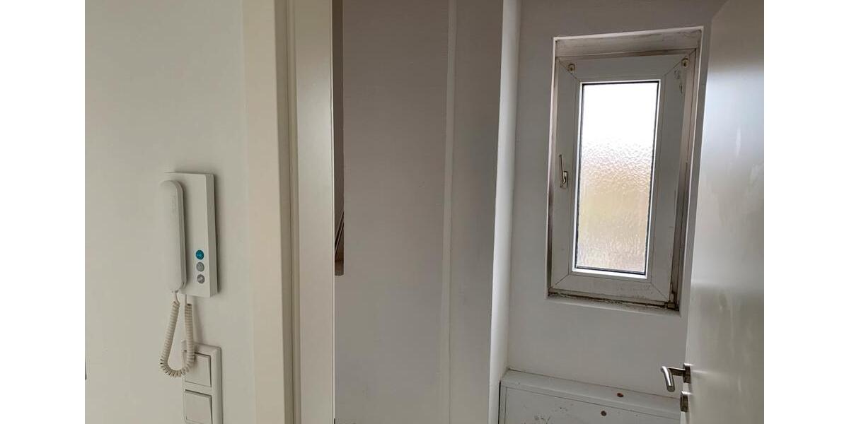 Dachgeschoßwohnung Mülheim an der Ruhr Rechtsruhr-Nord - 3.5 Zimmer, 85 m&sup2;, 850&euro; | Angebot:26120917