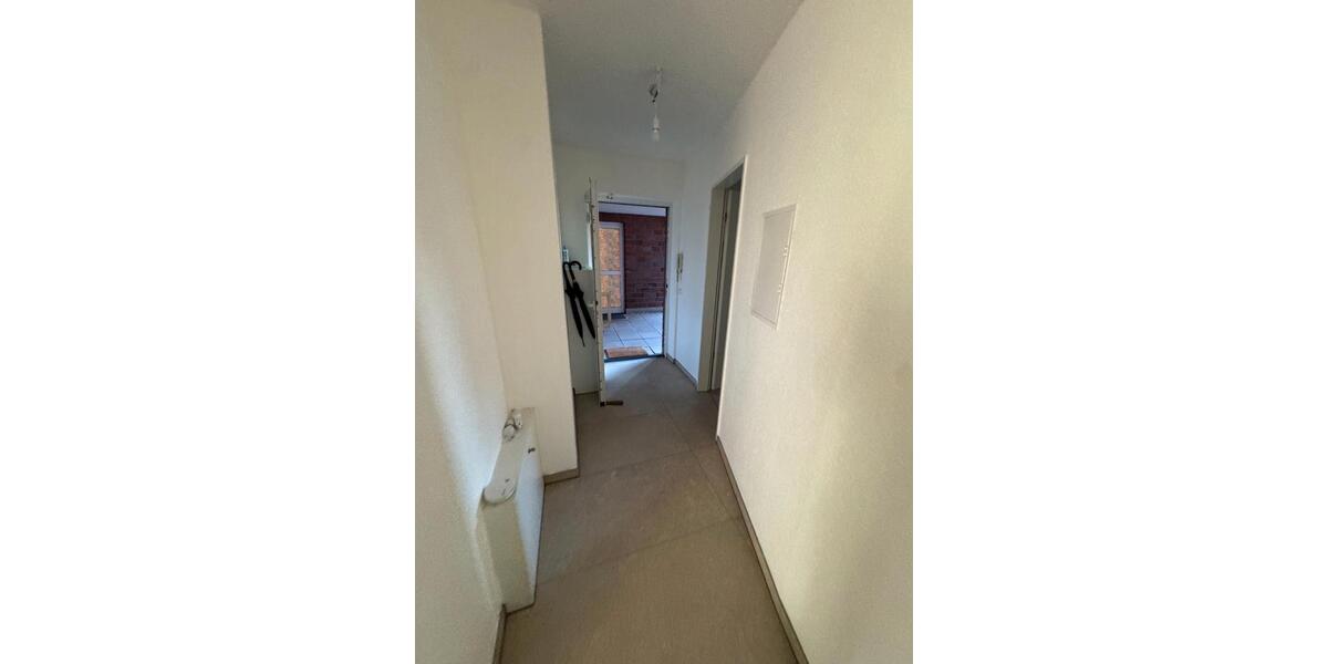 Etagenwohnung Langenfeld (Rheinland) - 2 Zimmer, 68 m&sup2;, 850&euro; | Angebot:26271503