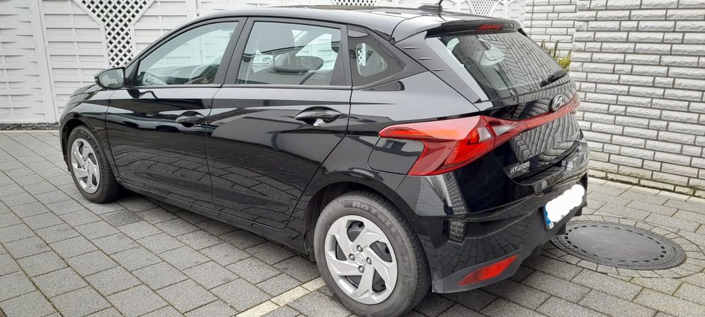 Hyundai i20 65.000 km 14.000 &euro; Neukirchen- Vluyn 47506