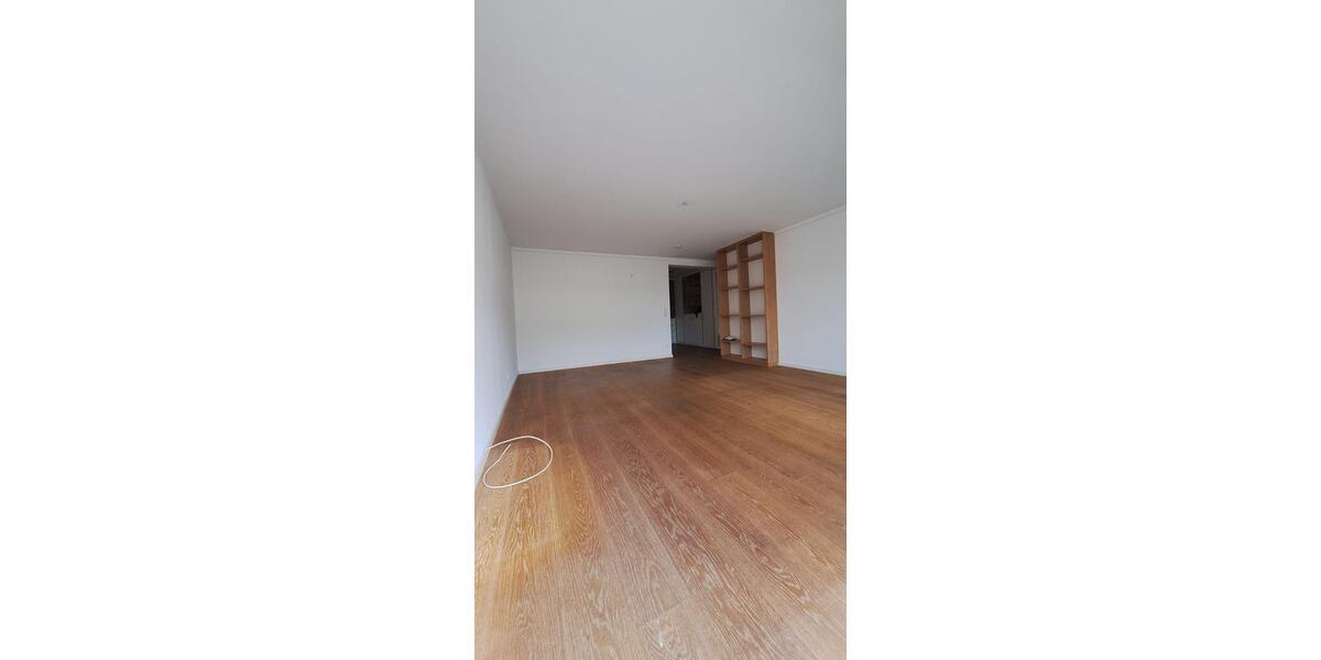 Etagenwohnung Mülheim an der Ruhr Broich - 2 Zimmer, 76 m&sup2;, 950&euro; | Angebot:25803679