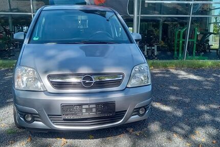 Opel Meriva 182.000 km 2.200 € Köln 51107