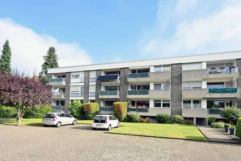 Hell. Sonnig. Gut gelegen. | 2-Zimmer-Wohnung mit Südbalkon und Garage in Mülheim Holthausen