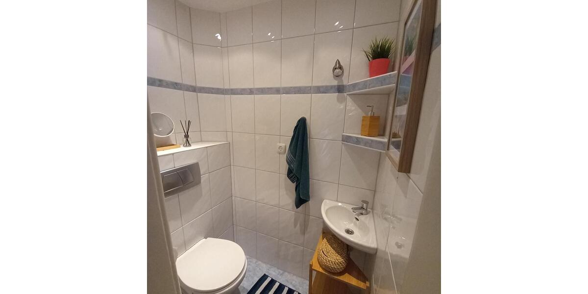 Dachgeschoßwohnung Duisburg Duisburg-Mitte - 4 Zimmer, 85 m&sup2;, 187.000&euro; | Angebot:27260048