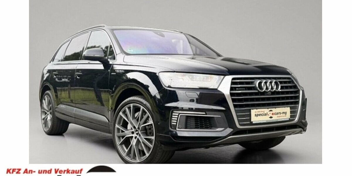 Audi Q7 3.0 TDI e-tron quattro / Panorama / Kamera 179.000 km 30.900 &euro; Mönchengladbach 41066