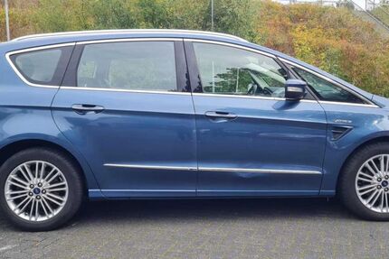 Ford S-Max 113.000 km 18.000 &euro; Ratingen 40878