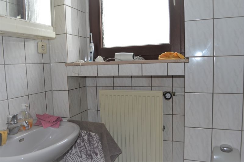 Großzügiges 2 Familien-Doppel-Landhaus mit Nebengebäuden und Pool in sonniger Hanglage! 8 zimmer