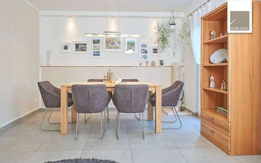 Haus zum Kaufen in Leichlingen 770.600 € 122 m²