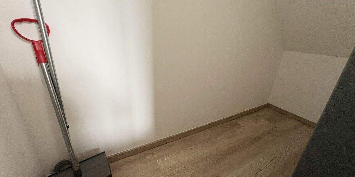 Etagenwohnung Düsseldorf Bilk - 2 Zimmer, 60 m&sup2;, 800&euro; | Angebot:25097175