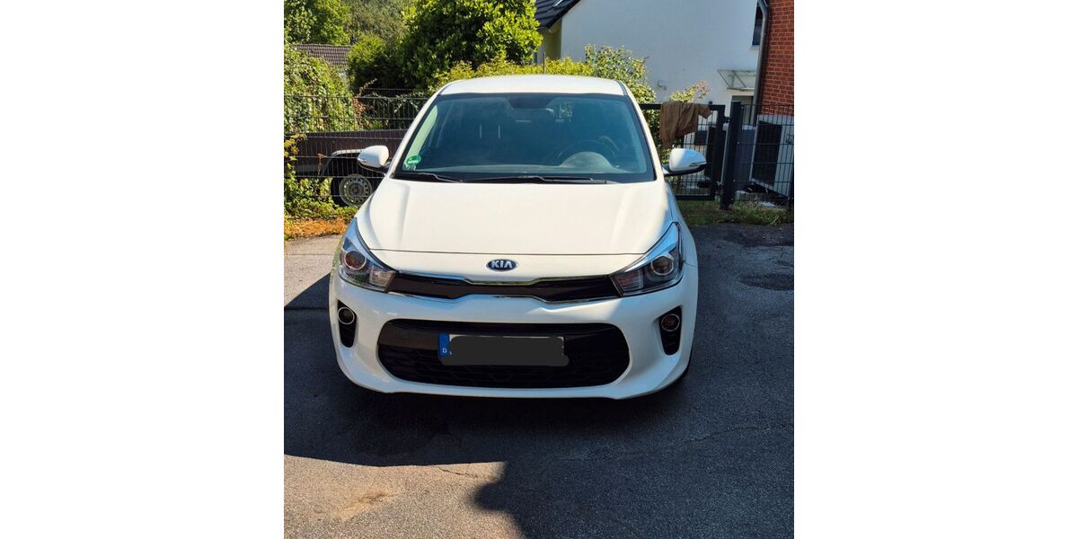 Kia Rio 94.000 km 8.499 &euro; Solingen 42659