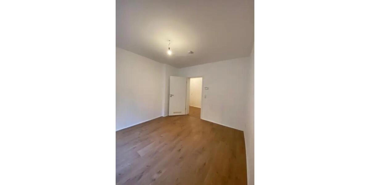 Etagenwohnung Düsseldorf Stadtbezirk 2 - 2 Zimmer, 50 m&sup2;, 450&euro; | Angebot:25753596