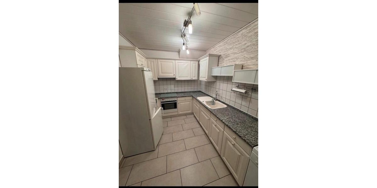 Etagenwohnung Grevenbroich Neuenhausen - 2 Zimmer, 65 m&sup2;, 750&euro; | Angebot:25718291