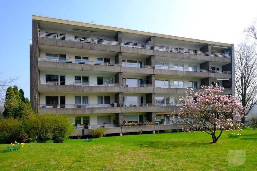 2 Wohnungen im Paket Charmante 2-Zimmer & 3-Zimmerwohnung mit Balkon in Solingen-Wald