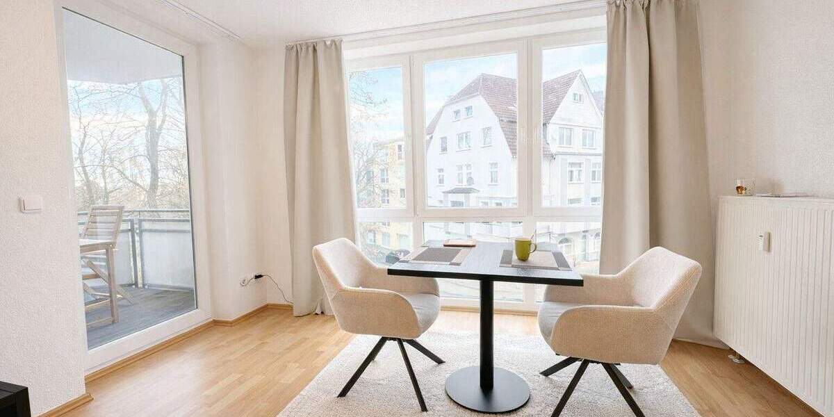 Gepflegte 3-Zimmer-Wohnung mit sonnigem Balkon und Stellplatz in zentraler Lage 3 zimmer