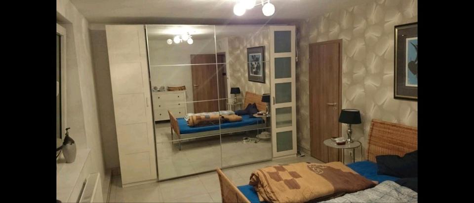 Etagenwohnung Duisburg Mittelmeiderich - 5 Zimmer, 107 m&sup2;, 240.000&euro; | Angebot:25832403