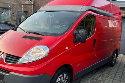 Renault Trafic 164.000 km 7.501 &euro; Solingen 42651