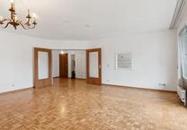 Lichtdurchflutete Wohnung mit ca. 89 m² Wohnfläche und TG-Stellplatz in Düsseldorf-Lichtenbroich