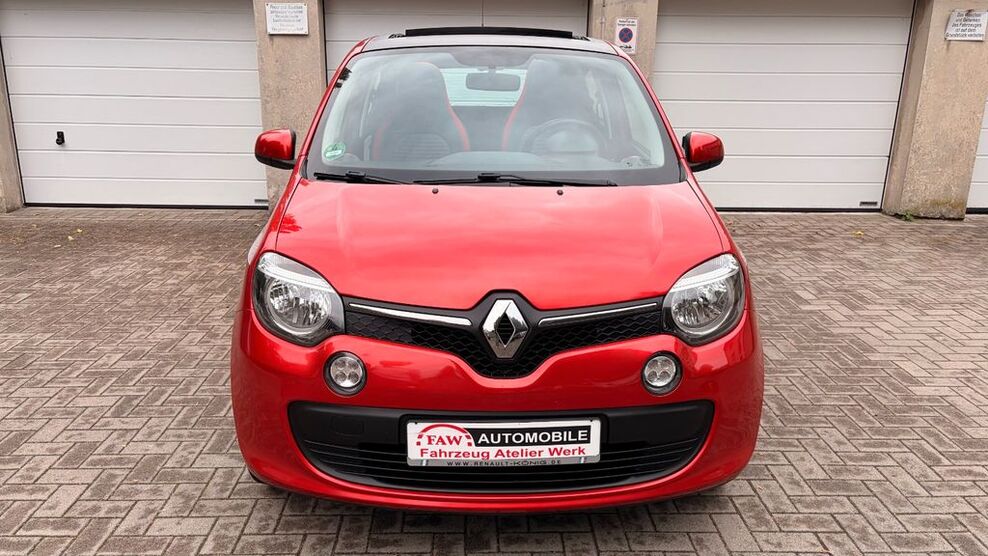 Renault Twingo 30.856 km 7.599 € Essen 45356