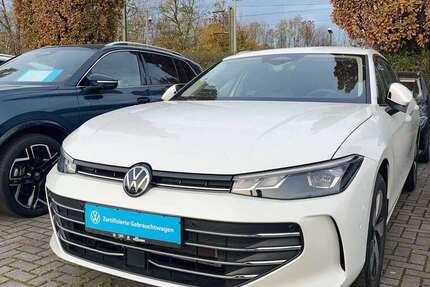 VW Passat 24.830 km 32.350 &euro; Duisburg 47178