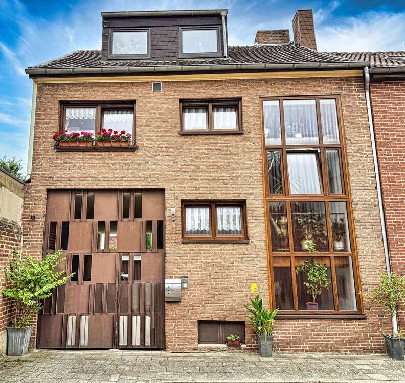Haus zum Kaufen in Mönchengladbach 395.000 € 164 m²