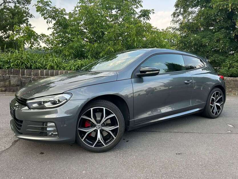 VW Scirocco 155.342 km 16.800 € Wuppertal 42117