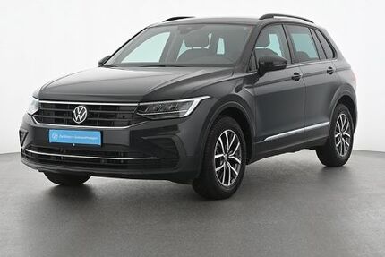 VW Tiguan 26.933 km 28.960 € Essen 45143