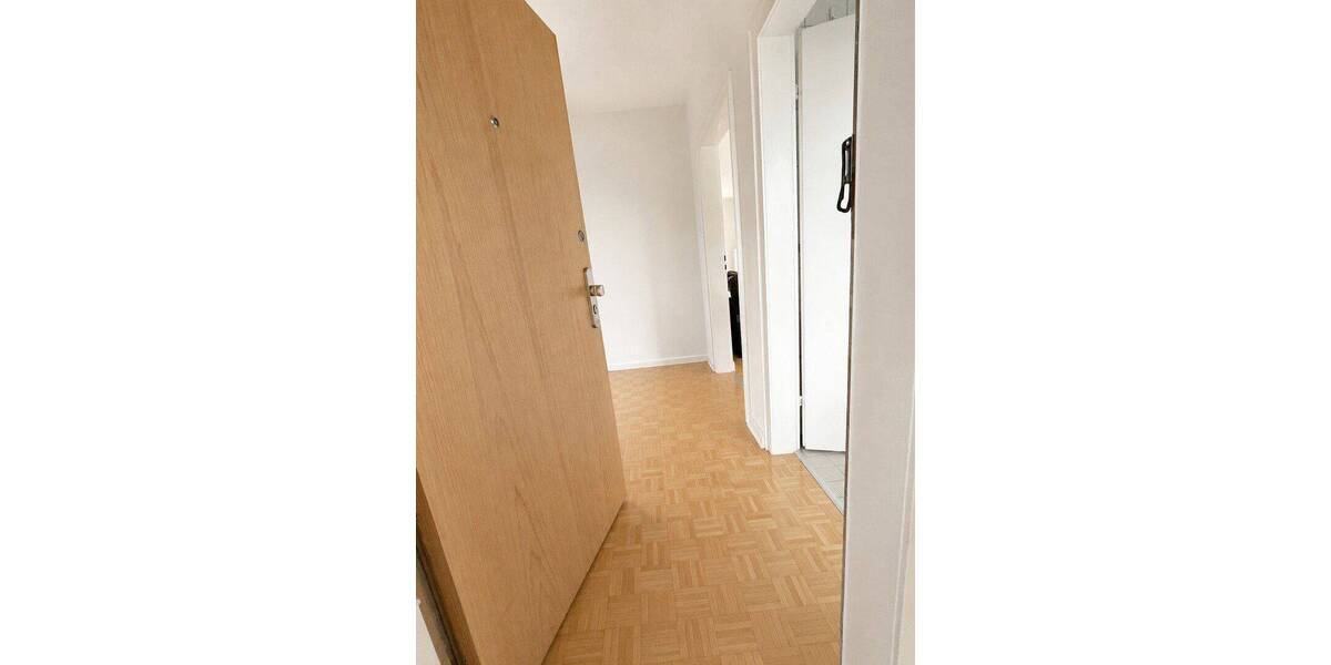 Etagenwohnung Mönchengladbach Stadtmitte - 2 Zimmer, 67 m&sup2;, 885&euro; | Angebot:26858283