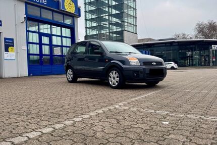 Ford Fusion 160.000 km 2.999 &euro; Duisburg 47228