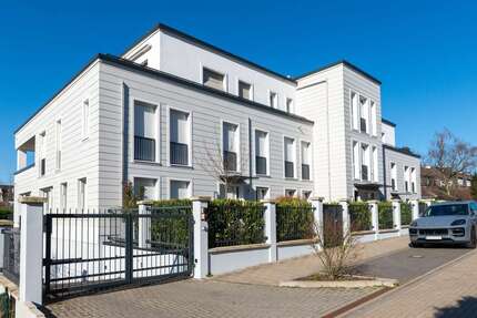 Wohnung Düsseldorf Lörick - 3 Zimmer, 226 m&sup2;, 5.900&euro; | Angebot:27075951