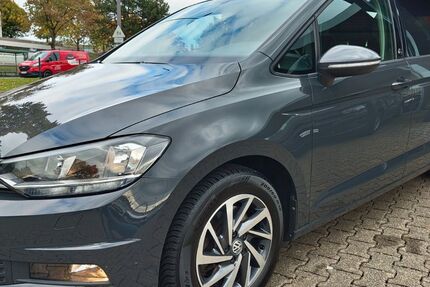 VW Touran 117.978 km 16.490 &euro; Remscheid 42855
