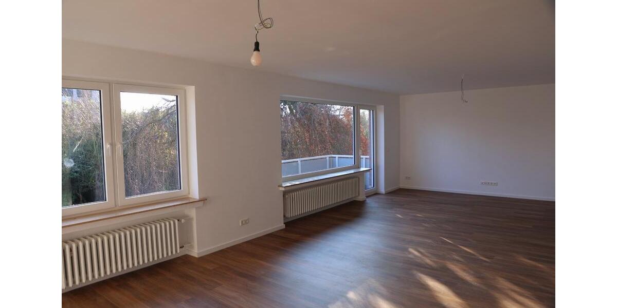 4 Zimmer Wohnung mit Balkon Erstbezug nach Kernsanierung 4 zimmer