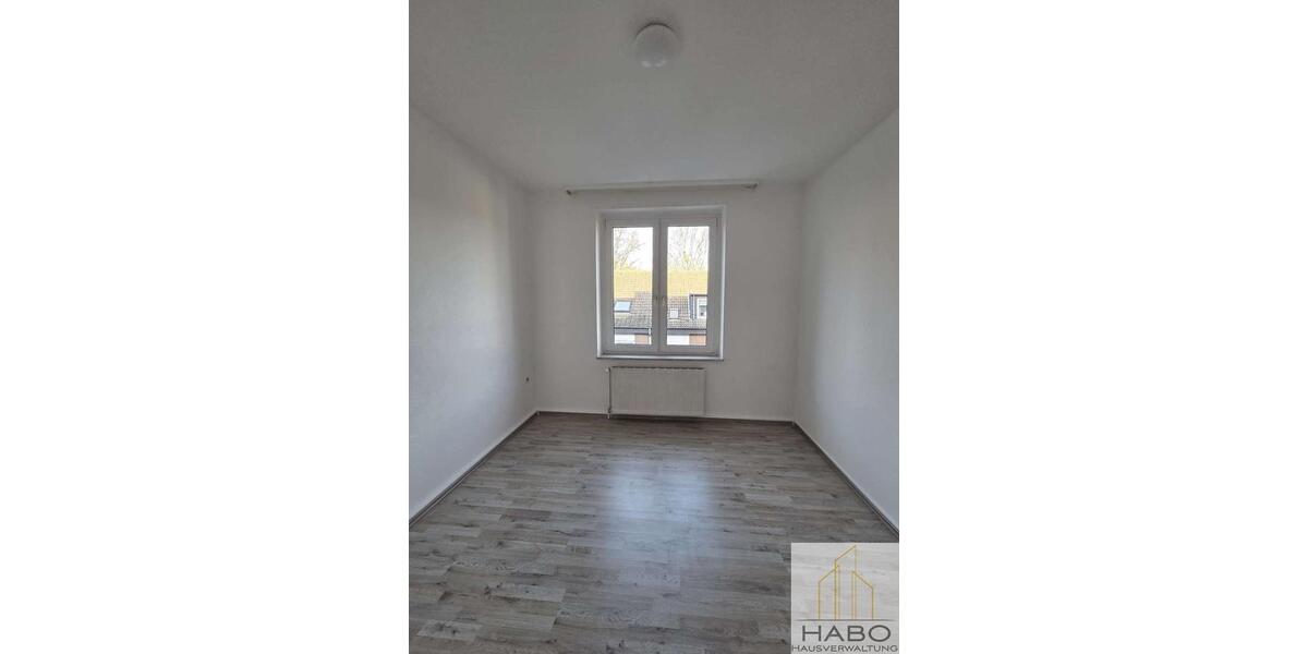 **renovierte 2,5 Zimmer mit Balkon** 2.5 zimmer