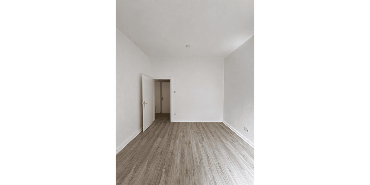 Etagenwohnung Düsseldorf Golzheim - 3 Zimmer, 1.350&euro; | Angebot:26863243