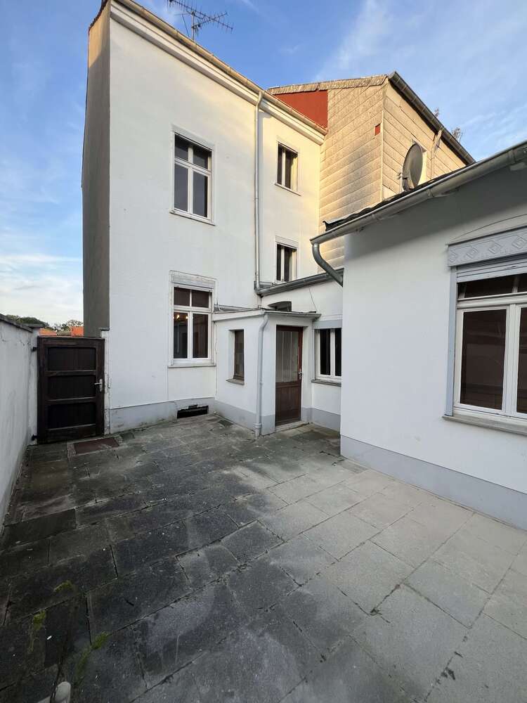 Haus zum Kaufen in Mönchengladbach 139.000 € 130 m²