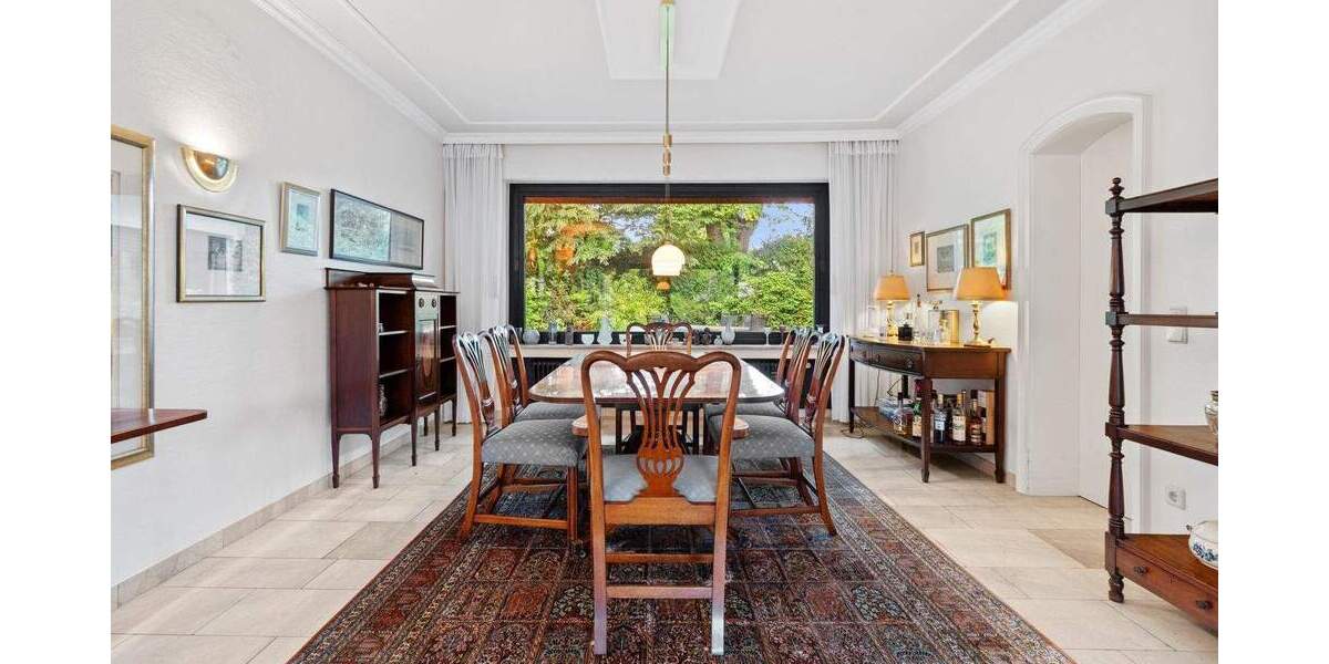 Einfamilienhaus Ratingen Hösel - 8 Zimmer, 303 m&sup2;, 1.450.000&euro; | Angebot:24462555