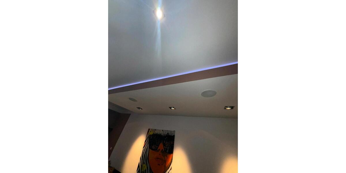 Ich biete eine wunderschöne 4 Zimmer whg.in lierenfeld an 4 zimmer