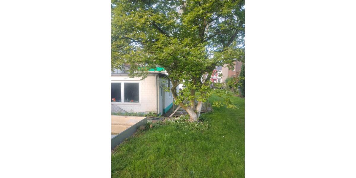 Reihenhaus Krefeld Dießem - 8 Zimmer, 160 m&sup2;, 1.180.000&euro; | Angebot:26183409