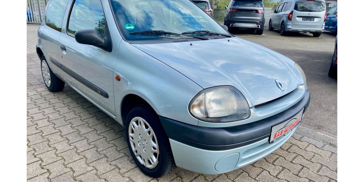 Renault Clio 175.240 km 900 &euro; Moers 47445