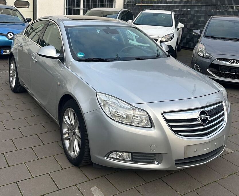 Opel Insignia 106.000 km 5.900 € Bergheim (bei Köln) 50129