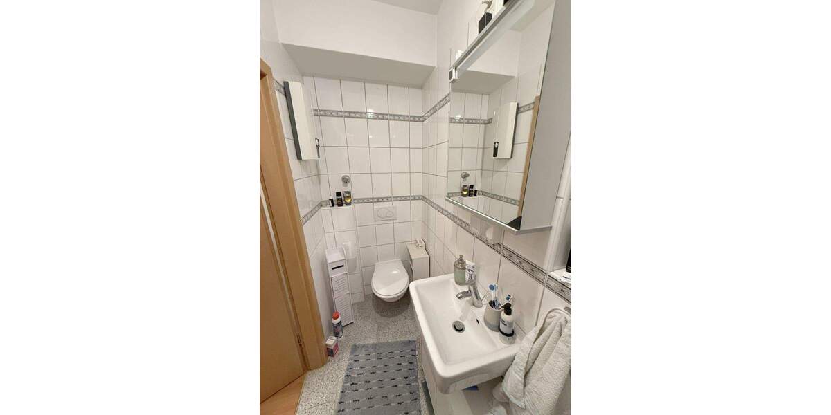 Attraktive Erdgeschosswohnung mit eigenem Garten und Garage! 3 zimmer