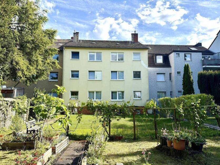 Investorenobjekt mit Charme: 5 Wohneinheiten + Erweiterungsmöglichkeit