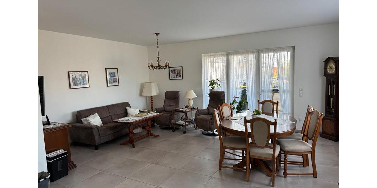 Etagenwohnung Bergheim Auenheim - 4 Zimmer, 119 m&sup2;, 2.032&euro; | Angebot:26336403