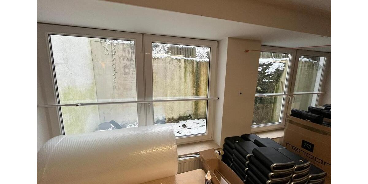 120 qm Gewerbefläche im Keller mit Dusche in Krefeld Cracau 2 zimmer