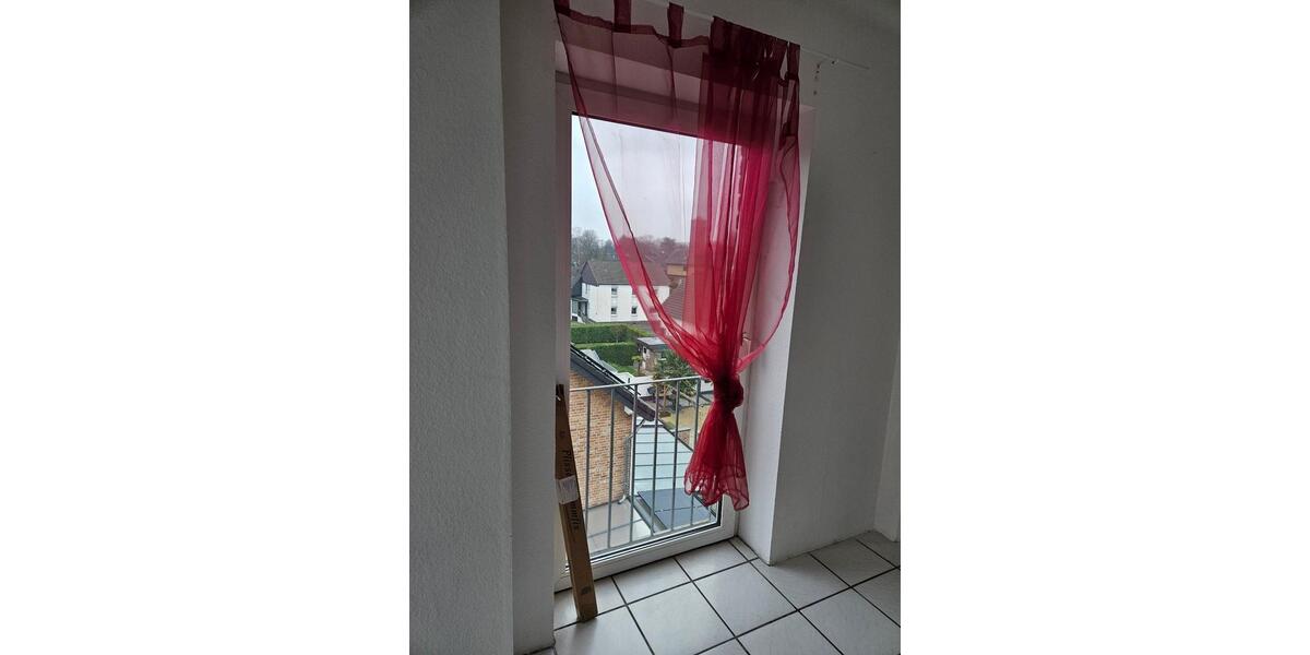 Dachgeschoßwohnung Duisburg Rheinhausen - 1 Zimmer, 40 m&sup2;, 320&euro; | Angebot:26444534