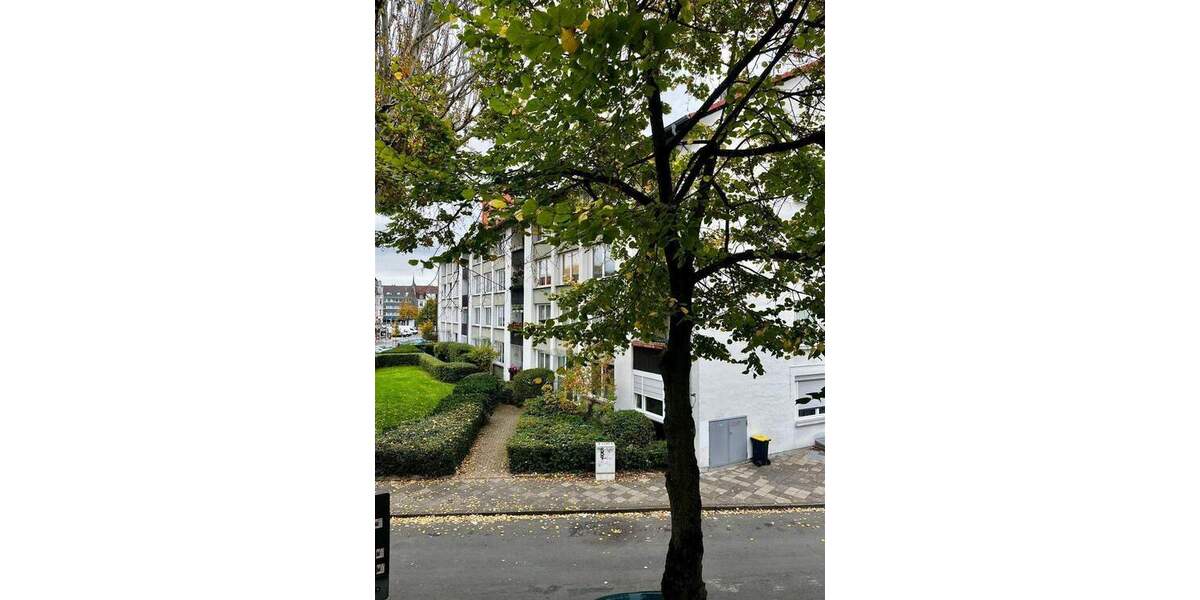 Helle 2-Zimmer-Wohnung mit großer Dachterrasse in ruhigem Haus 2 zimmer