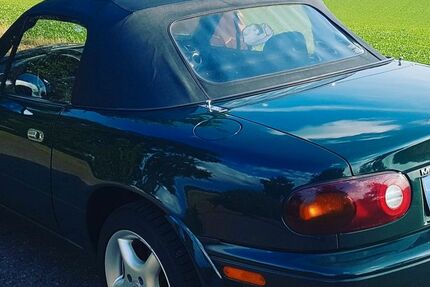 Mazda MX-5 110.000 km 12.450 &euro; Mönchengladbach 41189