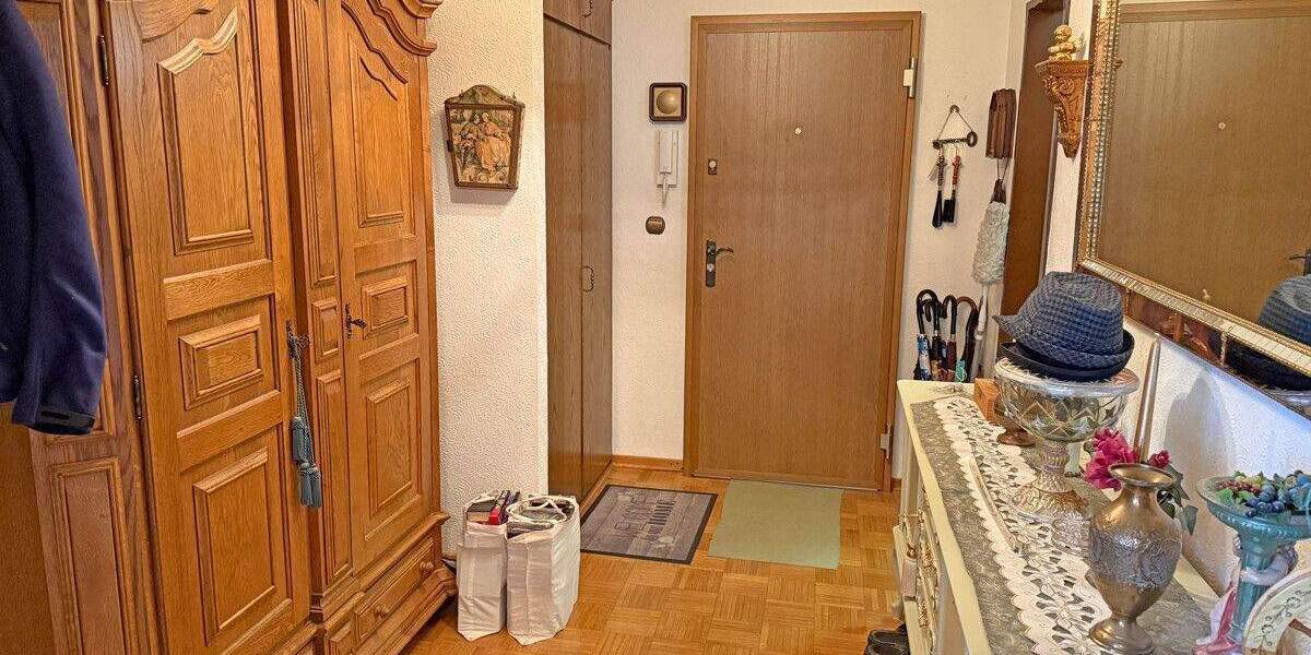 Attraktive 4-Zimmer-Wohnung mit Loggia und Aufzug in Neukirchen-Vluyn! 4 zimmer