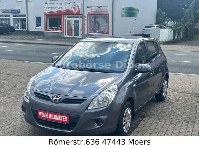 i20