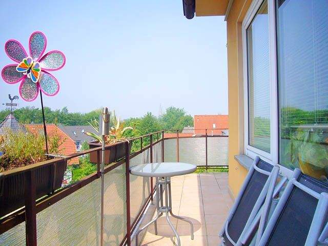 Großzügig aufgeteilte 3 Zimmer Wohnung mit Balkon und Loggia 3 zimmer