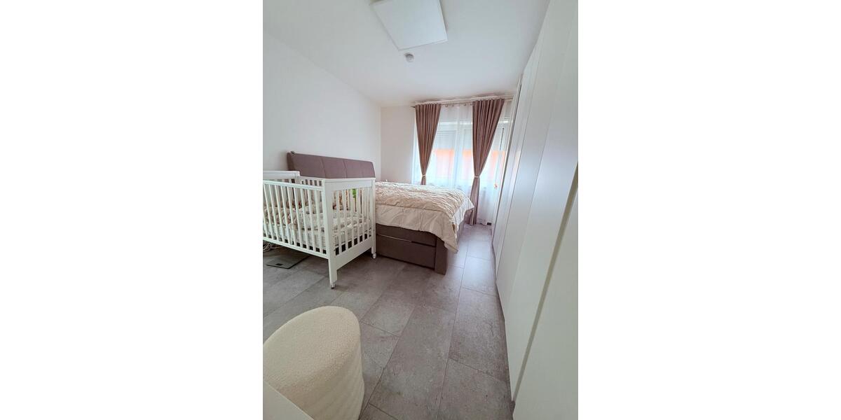 Etagenwohnung Grevenbroich Neuenhausen - 3 Zimmer, 72 m&sup2;, 230.000&euro; | Angebot:24980631