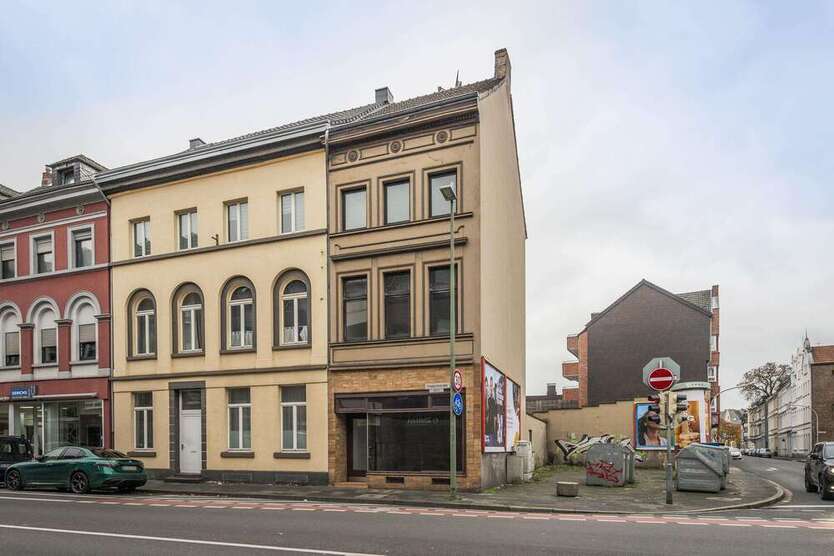 Halle in Neuss 838.000 € 950 m²